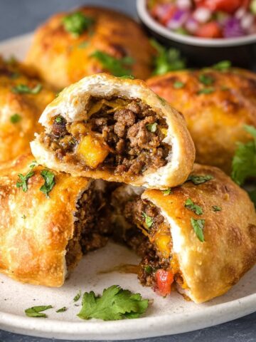 Air Fryer Taco Bombs: My Go-To Snack for Game Nights