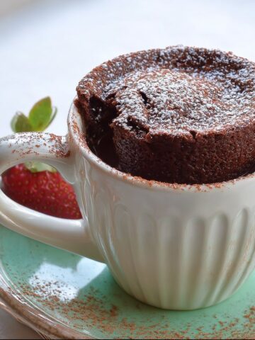5-Minute Chocolate Mug Cake: Quick, Cozy, and Totally Satisfying