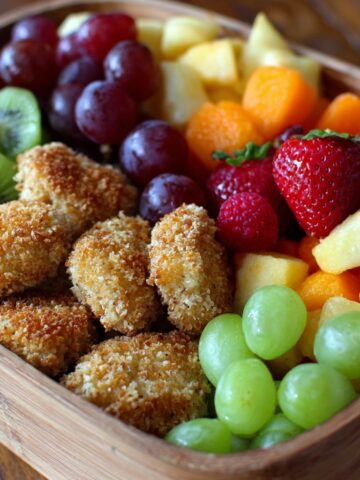 DIY Bento Box: Chicken Nuggets & Fruit Kabobs for School Lunches