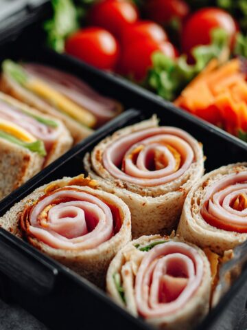 No-Sandwich Bento Box with Ham & Cheese Rollups – Picky Eater Lunch Win