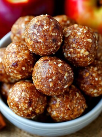 Homemade Apple Cinnamon Energy Bites – Kid-Friendly Snacks You’ll Actually Want to Eat