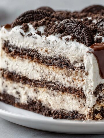 Oreo Ice Cream Cake with Layers of Fudge and Crunch