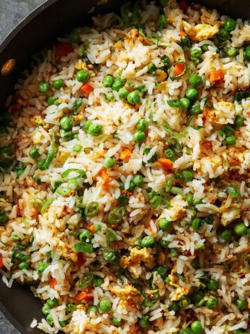 Easy Egg Fried Rice with Scallions and Peas