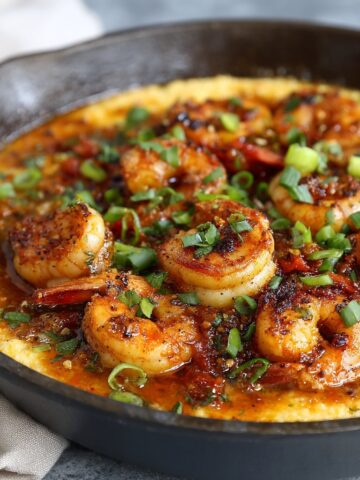 Cajun Shrimp and Grits Skillet Recipe