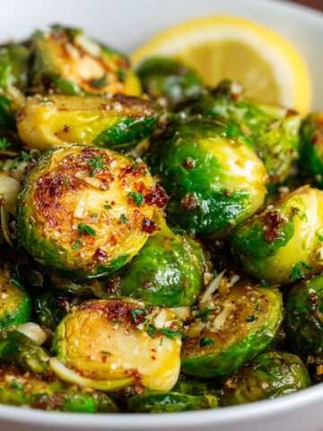 Brussels Sprouts with Garlic and Lemon