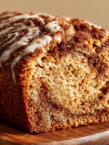 Homemade Cinnamon Swirl Banana Bread