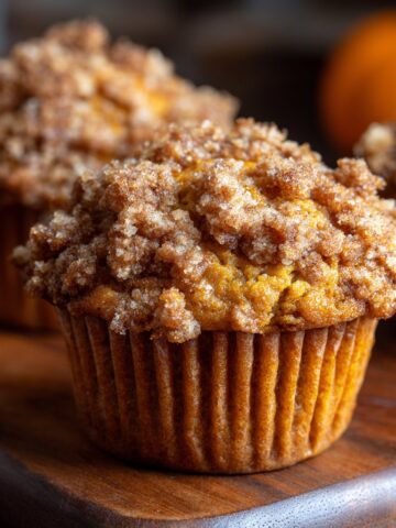 Pumpkin Muffins with Cinnamon Streusel