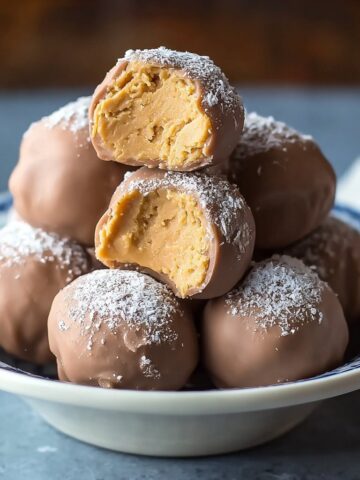 3-Ingredient Peanut Butter Balls