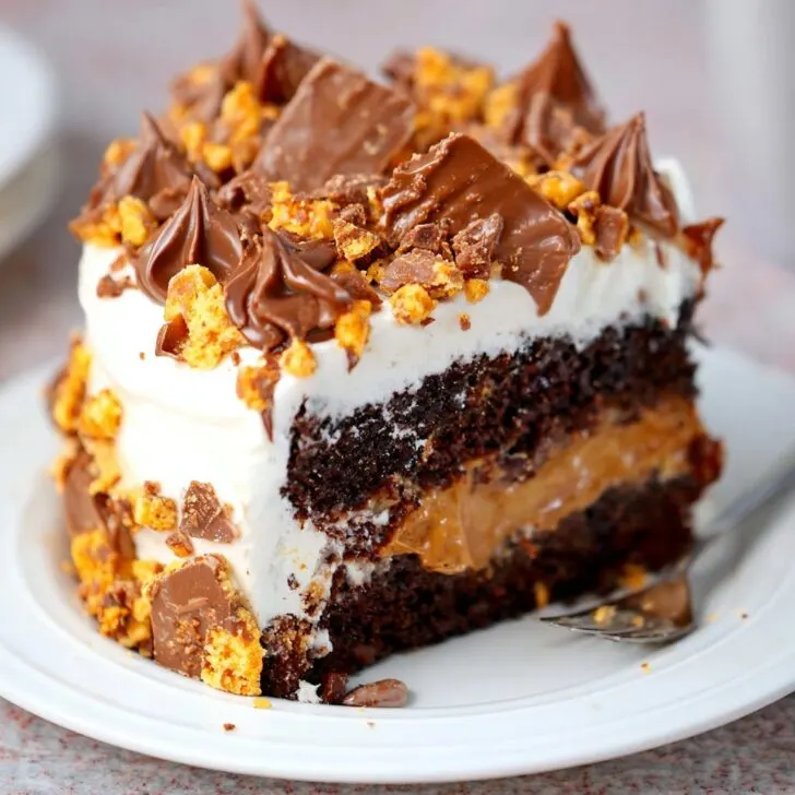 Butterfinger Bomb Cake