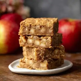chewy cinnamon apple blondies
