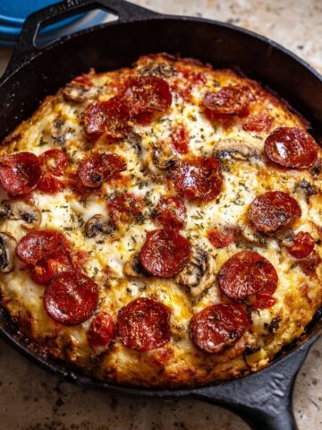 Easy Cast Iron Skillet Pizza