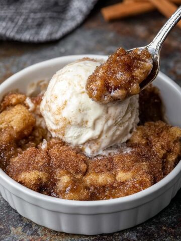 Snickerdoodle Cobbler