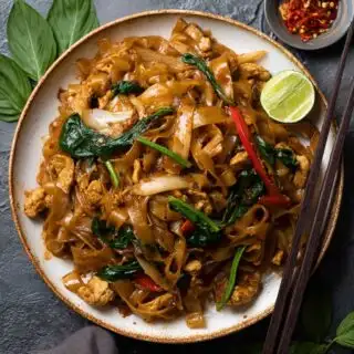 thai drunken noodles pad kee mao