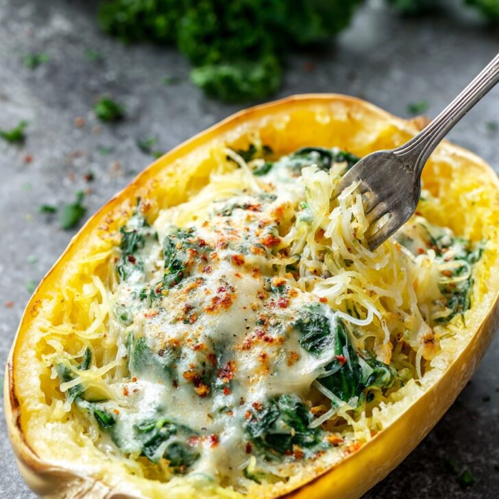 Cheesy Garlic Parmesan Spinach Spaghetti Squash: Cozy & Flavorful Dinner
