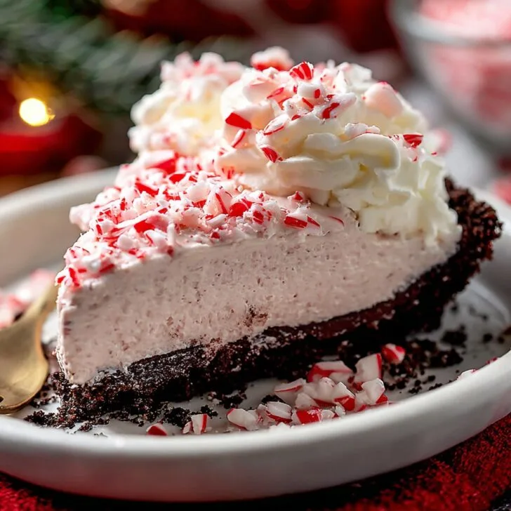 No Bake Christmas Peppermint Pie