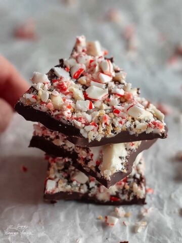 Peppermint Crunch Chocolate Bars: My Cozy-Lazy Recipe Guide