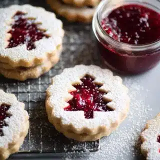 raspberry linzer christmas cookies