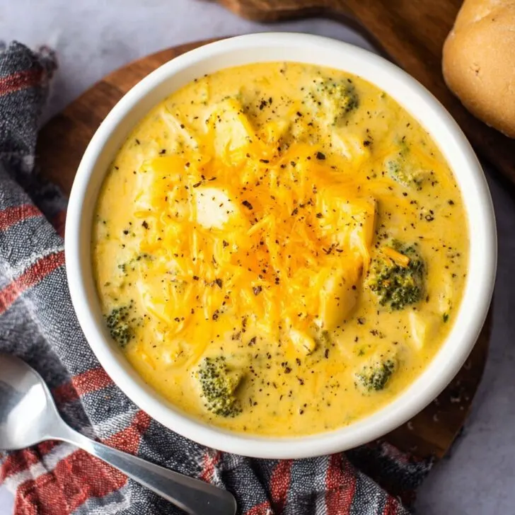 Slow Cooker Cheesy Broccoli & Potato Soup: Cozy Family Favorite