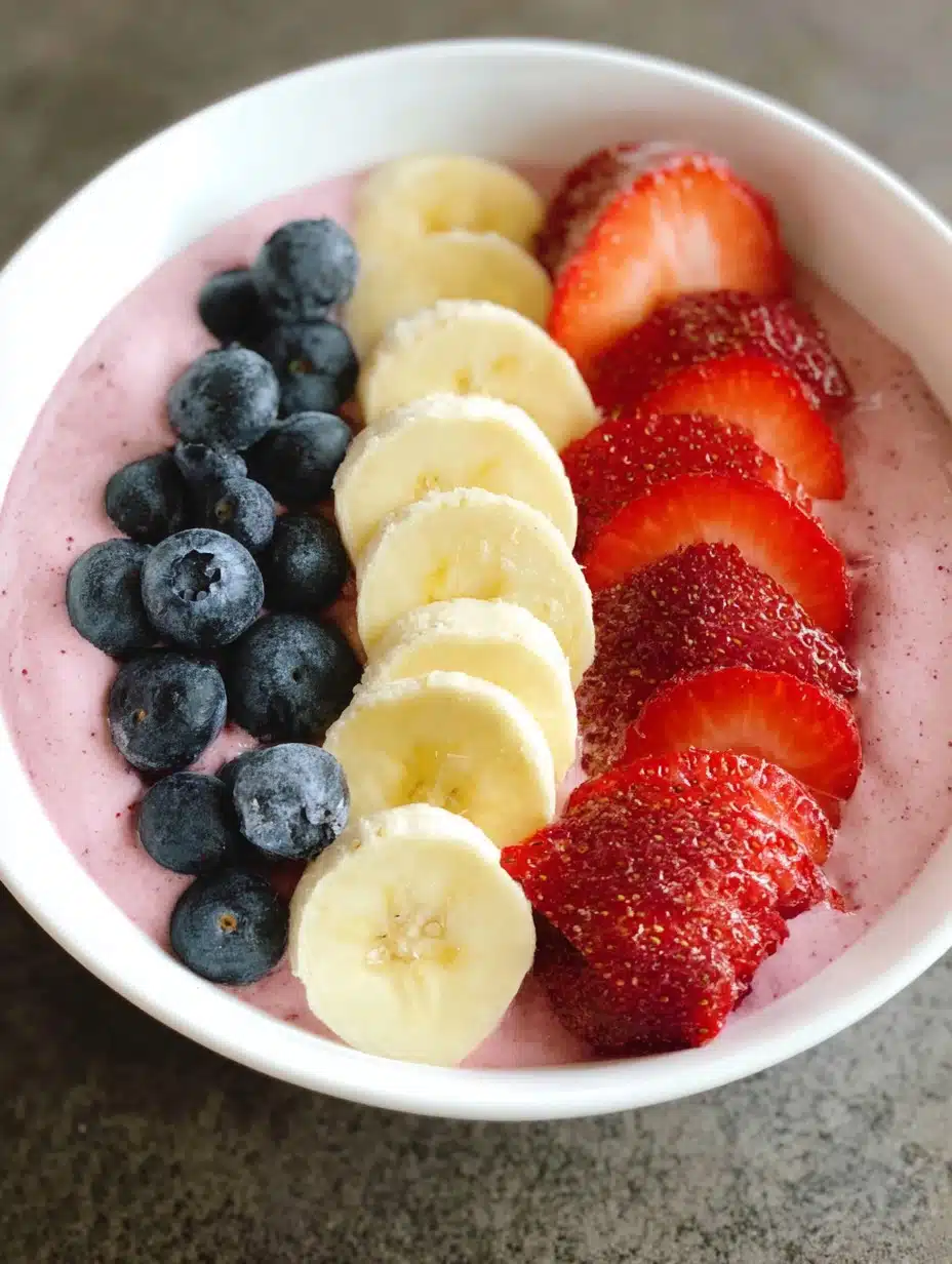5-Minute Fruit Smoothie Bowl (with Greek Yogurt)
