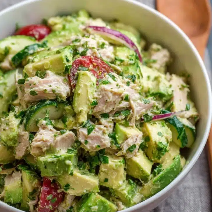 Avocado Tuna Salad Recipe: Fresh Take You’ll Crave Again