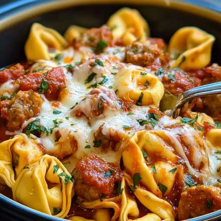 Crockpot Cheese Tortellini and Sausage Recipe: The Cozy Dinner I Crave