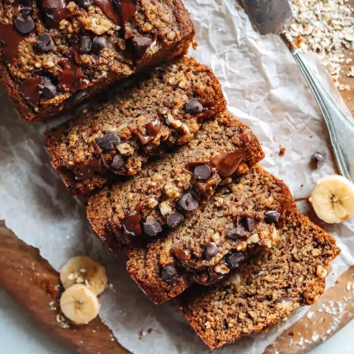 The Best Healthy Banana Bread (Vegan & Gluten-Free)